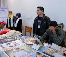 بالصور: معرض لمنتجات المؤسسات الاهلية بقطاع غزة
