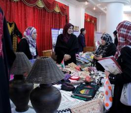 بالصور: معرض لمنتجات المؤسسات الاهلية بقطاع غزة