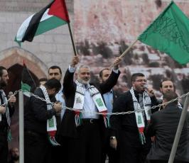 بالصور: حماس تحي ذكرى انطلاقتها في ساحة الكتيبة بمدينة غزة