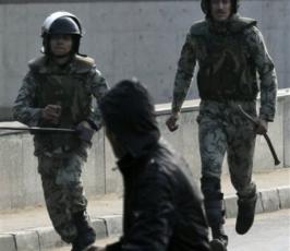 بالصور:تجدد الاشتباكات العنيفة في القاهرة