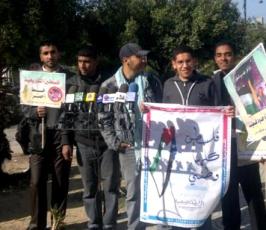 بالصور: الرابطة تنظم وقفة طلابية ضد ما عرضته دولة قطر عن خارطة فلسطين 