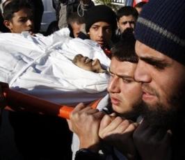 بالصور: تشييع جثمان الشهيد التلبانى بعدما طالته طائرات الحقد الصهيونية بغزة