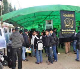 بالصور..الرابطة الإسلامية تنظم معرضاً للصور في ذكرى العدوان على غزة