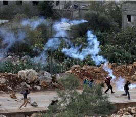 نحْـن لا نبَـالى بأى نَوعٍ من التهْديد فهمّتنَـا من فلسطــين أضــحَت كالحَديد حضّر الأكفَان يا صهيُون وانظُر مثْواكَ قد أتَى يومُ الوعيد