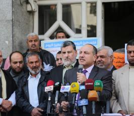 نشطا وأصدقاء فضائية فلسطين اليوم ينظموا وقفة تضامنية اليوم  ‫(30859669)‬ ‫‬