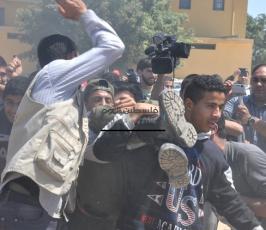 عشرات الغزيين يهاجمون سجن إسرائيلي وسط مدينة غزة