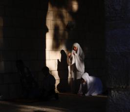  صلاة العيد برحاب المسجد الأقصى ‫(70735342)‬ ‫‬