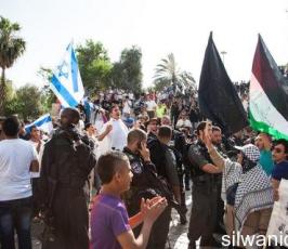 احتفالات صاخبة ورقصات ماجنة ليلا في باحة البراق في ذكرى احتلال القدس
