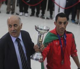 وصول المنتخب الفلسطيني لكرة القدم الى رام الله ولقاء الرئيس عباس