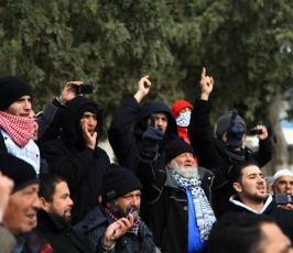المرابطون في ساحات المسجد الاقصى يمنعون اعضاء حزب الليكود من تدنيس الاقصى