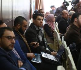  حوار صحفي مفتوح نظمه التجمع الإعلامي للحديث حول المستجدات الفلسطينية الأخيرة ‫(39059998)‬ ‫‬