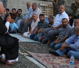 الجهاد الإسلامي يصلي العيد أمام منزل الشهيد الإعداد كامل الإعداد بغزة ‫(37945895)‬ ‫‬