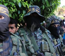  تشييع جثامين شهداء سرايا القدس وكتائب القسام في البريج ودير البلح والقرارة وخانيونس (6)