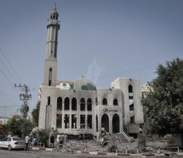 قصف عدة مساجد و مقر وزارة المالية بغزة