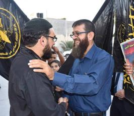  زيارات لأهالي أسرى ومحررين وعائلات شهداء في الخليل ‫(30322580)‬ ‫‬