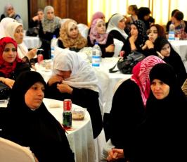 الهيئة الخيرية لإغاثة الشعب الفلسطيني تزف 50 عريس وعروس في حفل جماعي بغزة