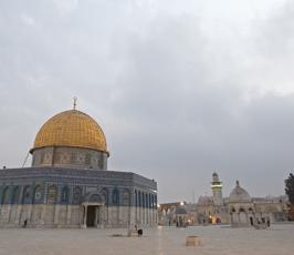 بالصور:القدس مساء أمس