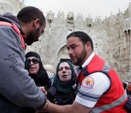شرطة الاحتلال تقمع تظاهرة في مدينة القدس المحتلة شاركت في فعاليات احياء يوم الأرض ..