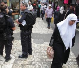 نحو ٢٠٠ الف مصل أدوا صلاة الجمعة الاولى من شهر رمضان في المسجد الاقصى المبارك