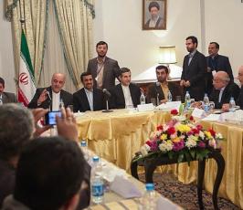 زيارة تاريخية للرئيس الإيراني أحمدي نجاد للقاهرة
