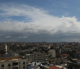 عودة الحياة الطبيعية في قطاع غزة بعد قرار منع التجول الكامل يومي الجمعة والسبت للحد من انتشار فيروس كورونا (4)