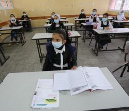 طلبة المرحلة الابتدائية في المدارس الحكومية يعودون لمدارسهم (8)