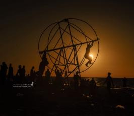 شاطىء البحر (13)
