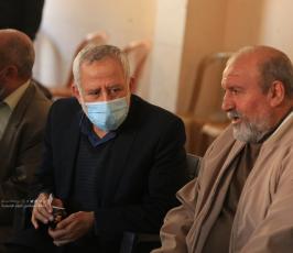 د. محمد الهندي يزور منزل الامين العام الراحل د. رمضان شلح ومنزل القائد بهاء ابو العطا (5)