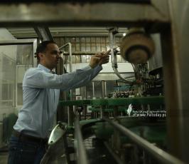 توقف مصانع غزة عن العمل يصيب الاقتصاد بالشلل وخسائر بملايين الدولارات  (8)