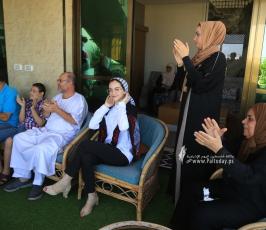 بالصورالطالبة منة الله مشعل حسن البطة الأولى على مستوى فلسطين القسم الأدبي بمعدل 99.7 %  من غزة (16)