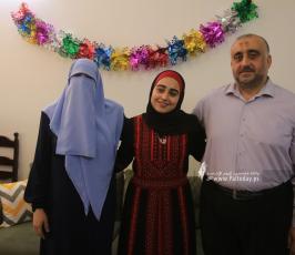 وفاء خالد سعيد فارس الأولى على مستوى فلسطي (4)