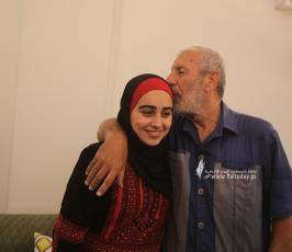 وفاء خالد سعيد فارس الأولى على مستوى فلسطي (8)