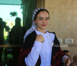 بالصورالطالبة منة الله مشعل حسن البطة الأولى على مستوى فلسطين القسم الأدبي بمعدل 99.7 %  من غزة (4)