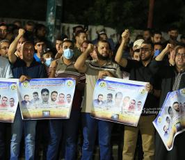 الجهاد الإسلامي تنظم مسيرة حاشدة أمام الصليب الأحمر بغزة تضامنًا مع الاسرى (23)