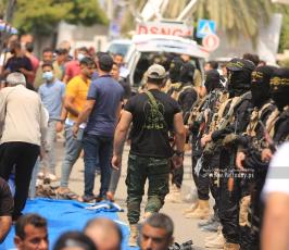 صلاة الجمعة أمام مقر الصليب الأحمر  تضامنًا مع الأسرى (12)
