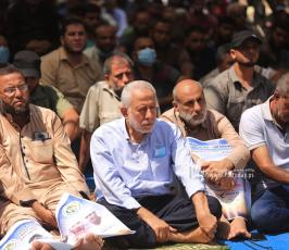 صلاة الجمعة أمام مقر الصليب الأحمر  تضامنًا مع الأسرى (29)