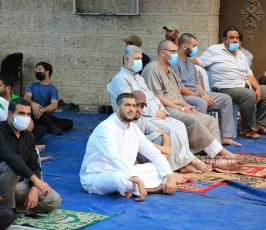 صلاة الجمعة امام مقر الصليب الاحمر بغزة تضامنا مع الاسرى (6)