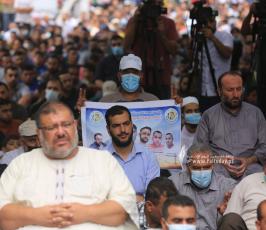 صلاة الجمعة أمام مقر الصليب الأحمر بغزة نصرة للأسرى  (19)