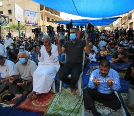 صلاة الجمعة امام مقر الصليب الاحمر بغزة تضامنا مع الاسرى (22)
