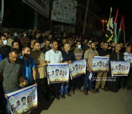 الجهاد الإسلامي تنظم مسيرة حاشدة أمام الصليب الأحمر بغزة تضامنًا مع الاسرى (17)