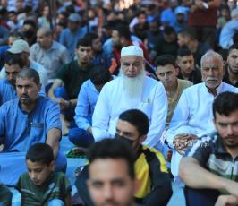  صلاة الجمعة أمام الصليب الاحمر بغزة نصرة لـ أسرى الجهاد المضربين عن الطعام  (24)