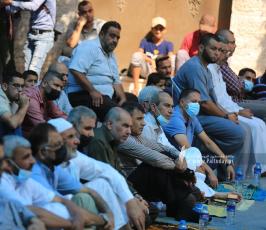  صلاة الجمعة أمام الصليب الاحمر بغزة نصرة لـ أسرى الجهاد المضربين عن الطعام  (31)