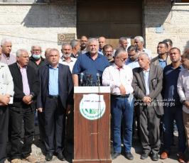 مؤتمر مهم نصرة للأسرى المضربين عن الطعام في سجون الاحتلال أمام مقر الصليب بغزة (1)