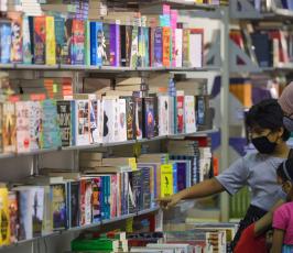 انطلاق معرض الكتاب الدولي في الشارقة  (4)