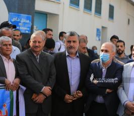 وقفة فصائلية واللجنة المشتركة للاجئين أمام البوابة الغربية للوكالة بغزة (6)