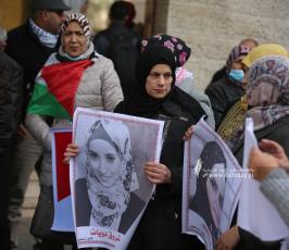 لجنة الاسرى حول قمع الاسيرات (8)