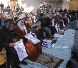 صلاة الجمعة أمام مقر الصليب الأحمر نصرة للأسرى (15)
