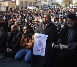 صلاة الجمعة أمام مقر الصليب الأحمر نصرة للأسرى (16)