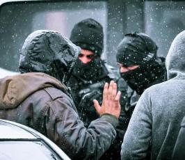 هدم مبنى من الصفيح في بلدة اللقية بالنقب (6)