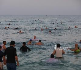 سباحة فى بحر  قطاع غزة (3)
